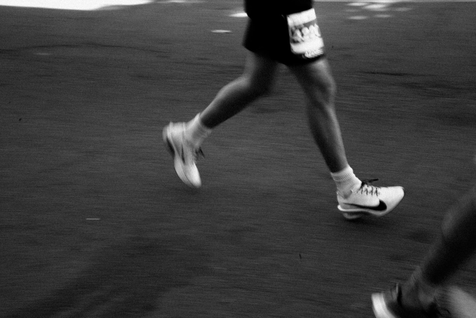 Strong Teams, Clear Minds: Why Movement Belongs in Your Workplace Mental Health Strategy